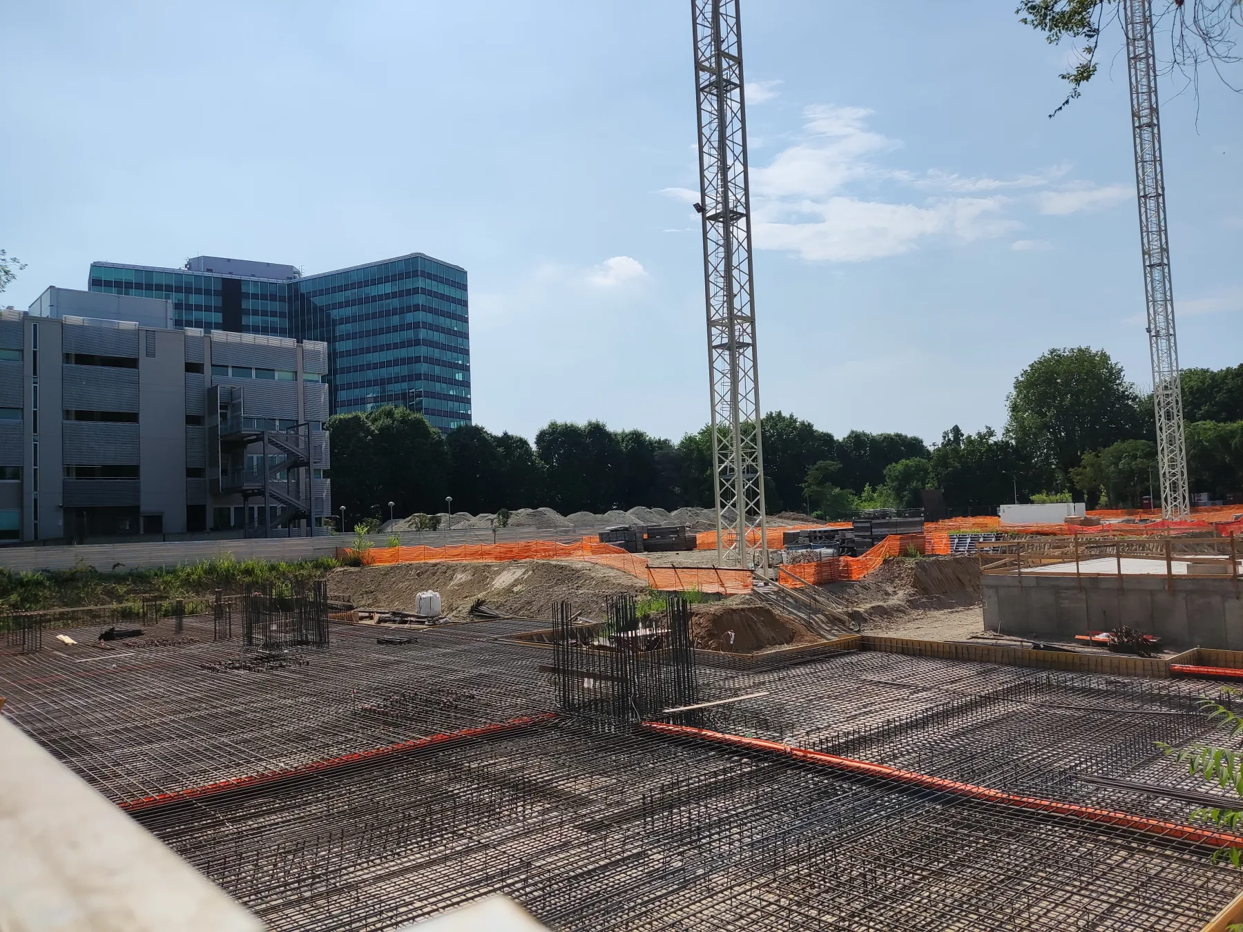 Yol infrastrukturunda SANY ekskavatorları