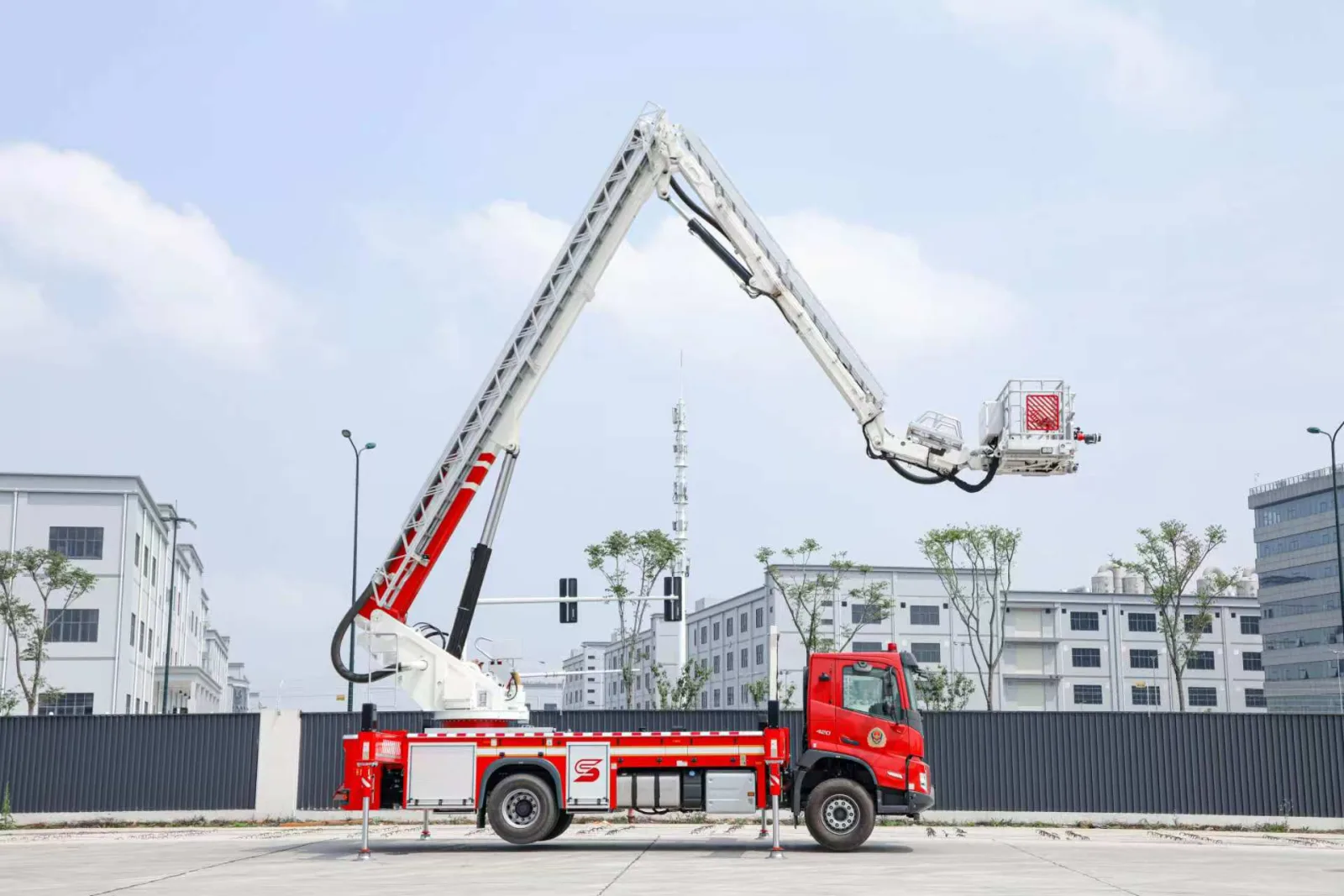 SANY DG35 Aerial Platform Fire Truck sənaye texnikası